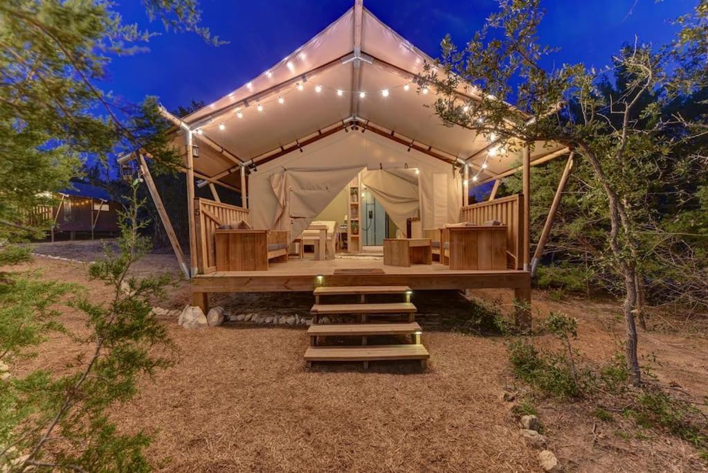 12 Fires Luxury Glamping With Heating #5 호텔 존슨 시티 외부 사진