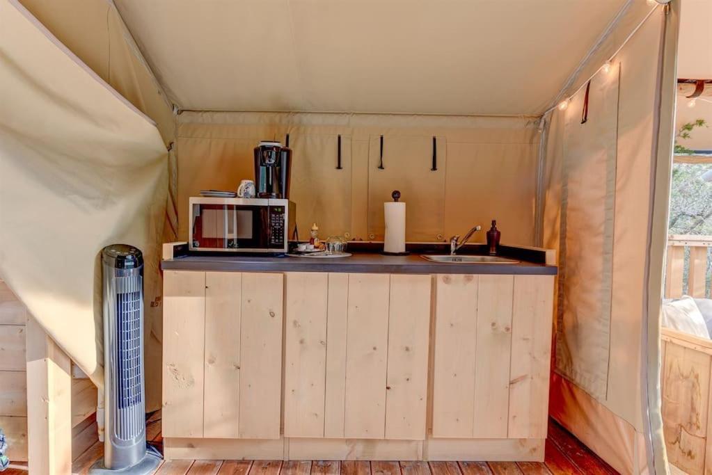 12 Fires Luxury Glamping With Heating #5 호텔 존슨 시티 외부 사진