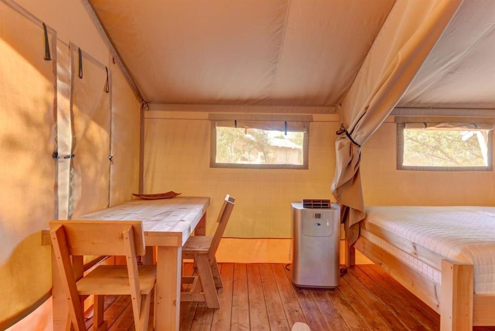 12 Fires Luxury Glamping With Heating #5 호텔 존슨 시티 외부 사진